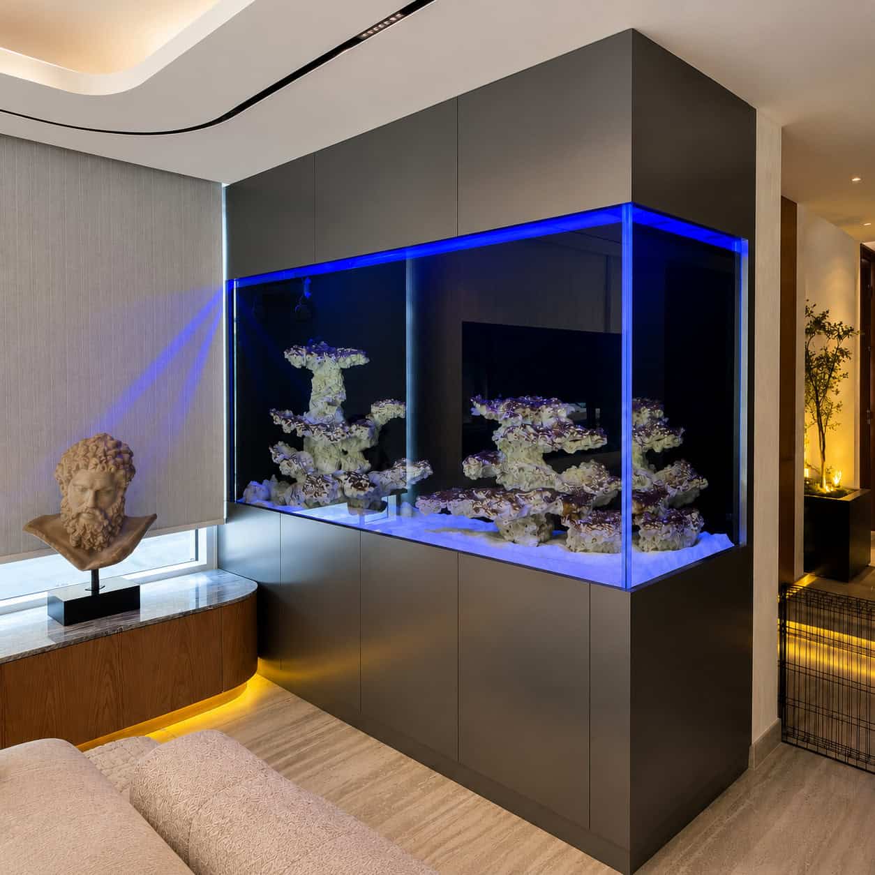 Custom aquariums in dubai residential villa by Natures Nook